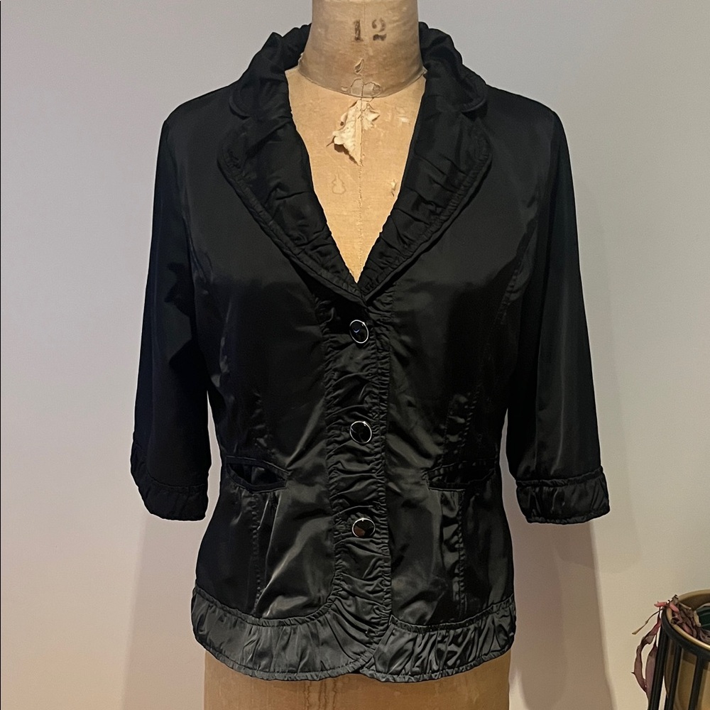 Tara Jarmon Black Ruffled Blazer